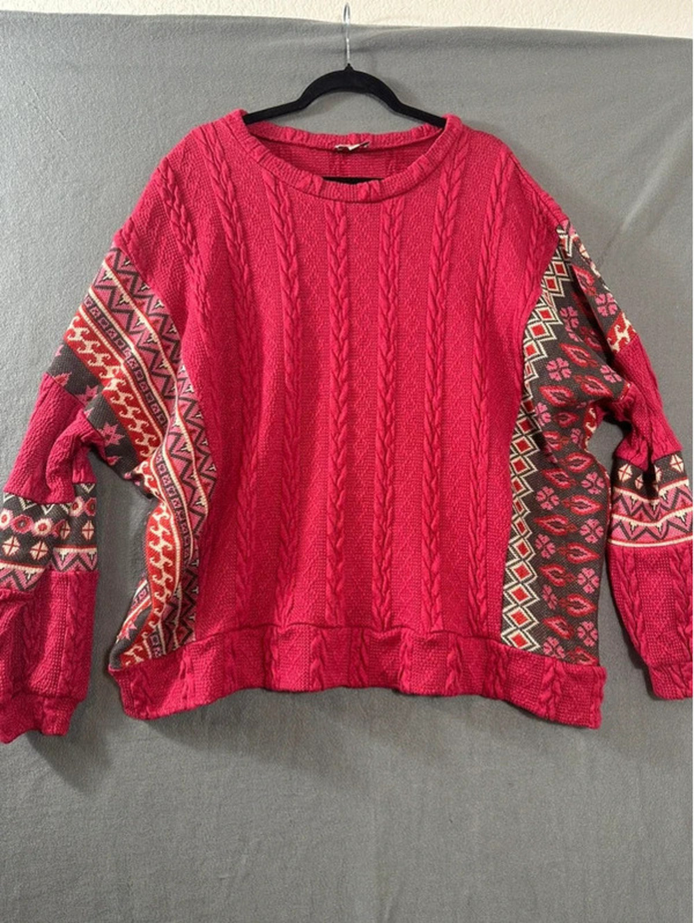 GiGio plus sz XL cables sweater Aztec print